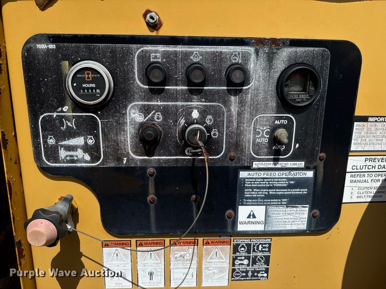 image for item DU9195 1998 Vermeer BC1800 wood chipper