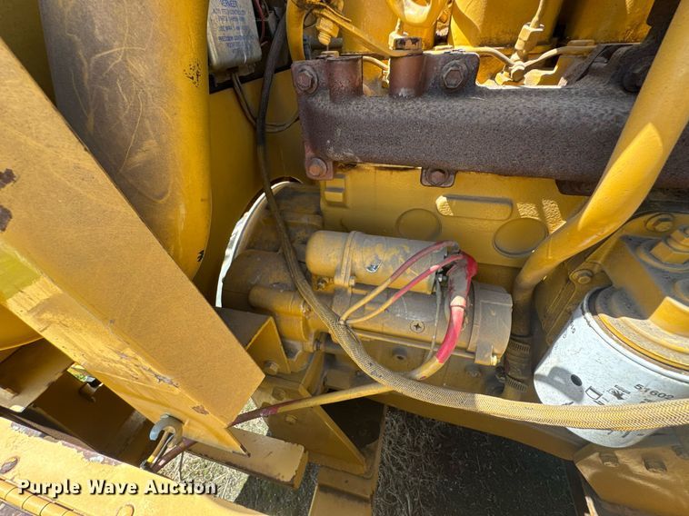 image for item DU9195 1998 Vermeer BC1800 wood chipper