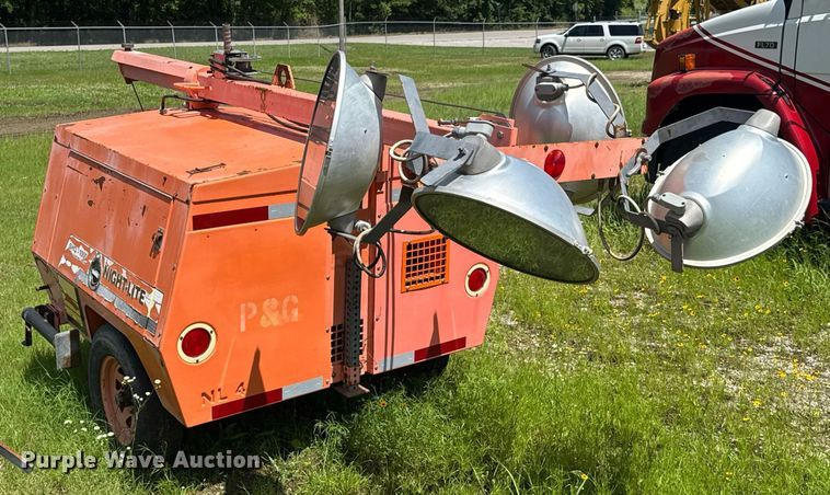 image for item DU9198 Allmand-Bros. SHO 1000 Night-Lite light plant