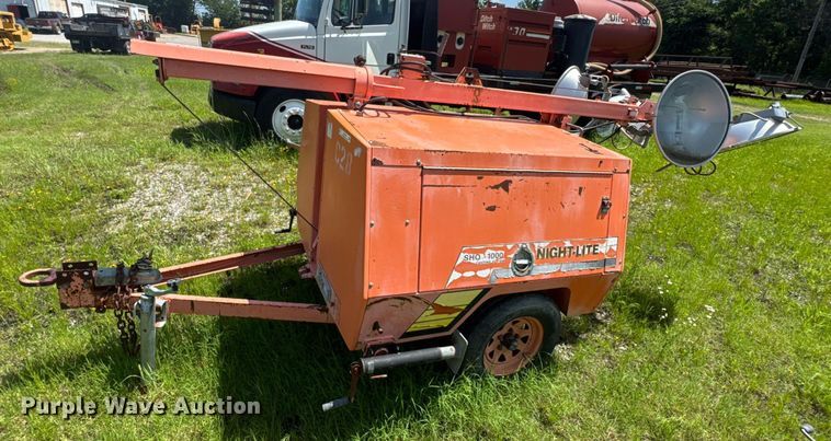 image for item DU9198 Allmand-Bros. SHO 1000 Night-Lite light plant