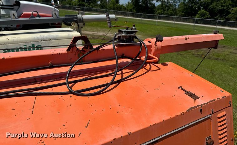 image for item DU9198 Allmand-Bros. SHO 1000 Night-Lite light plant