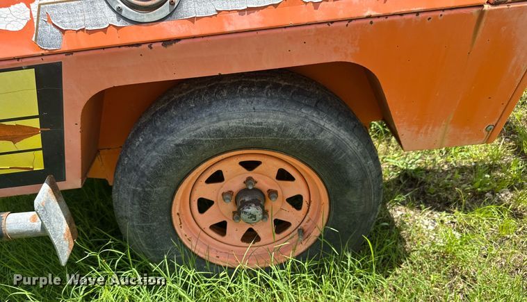 image for item DU9198 Allmand-Bros. SHO 1000 Night-Lite light plant