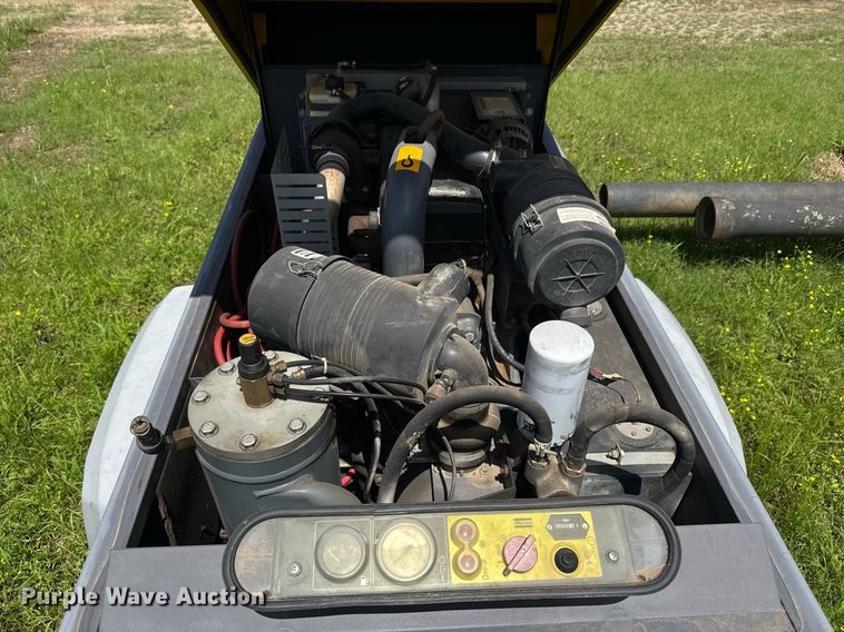image for item DU9200 2011 Atlas XAS 185 JD7 air compressor