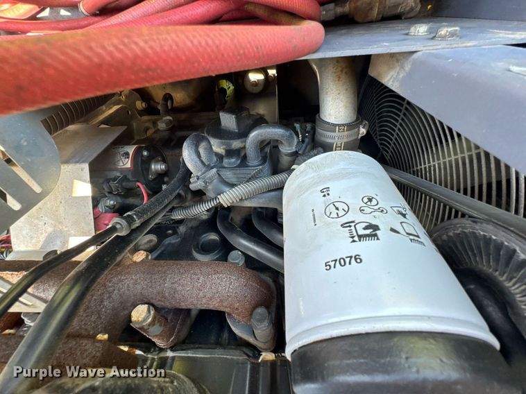 image for item DU9200 2011 Atlas XAS 185 JD7 air compressor