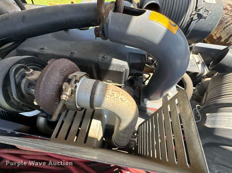 image for item DU9200 2011 Atlas XAS 185 JD7 air compressor