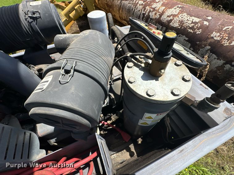 image for item DU9200 2011 Atlas XAS 185 JD7 air compressor