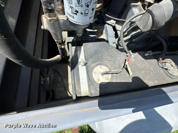 image for item DU9200 2011 Atlas XAS 185 JD7 air compressor