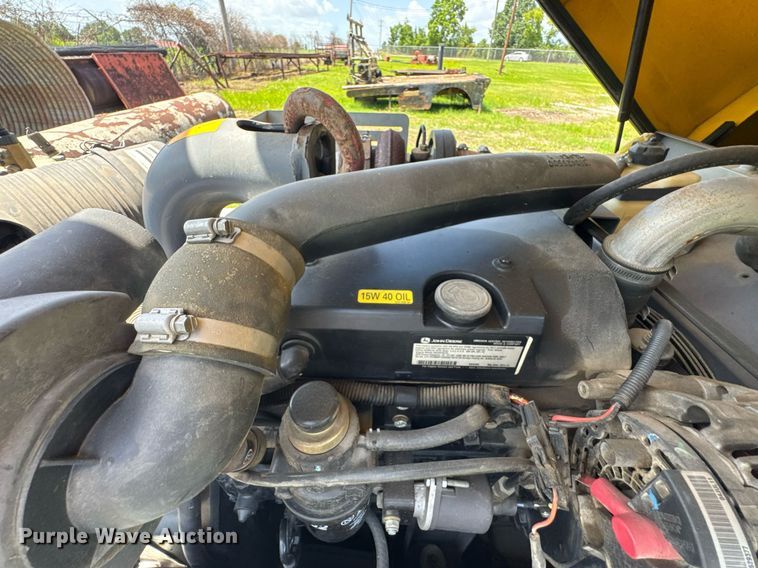 image for item DU9200 2011 Atlas XAS 185 JD7 air compressor