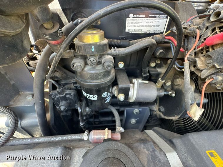 image for item DU9200 2011 Atlas XAS 185 JD7 air compressor