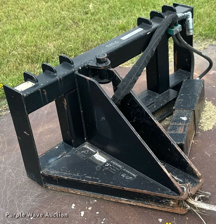 image for item DU9203 2017 SPTP skid steer tree puller