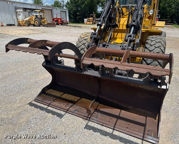 image for item DU9205 1988 Caterpillar IT18B wheel loader