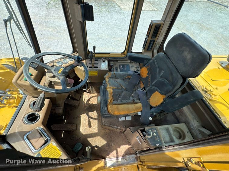 image for item DU9205 1988 Caterpillar IT18B wheel loader