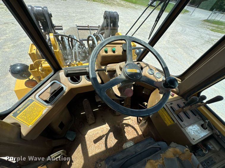 image for item DU9205 1988 Caterpillar IT18B wheel loader
