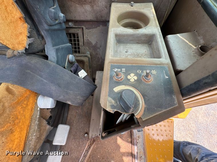 image for item DU9205 1988 Caterpillar IT18B wheel loader