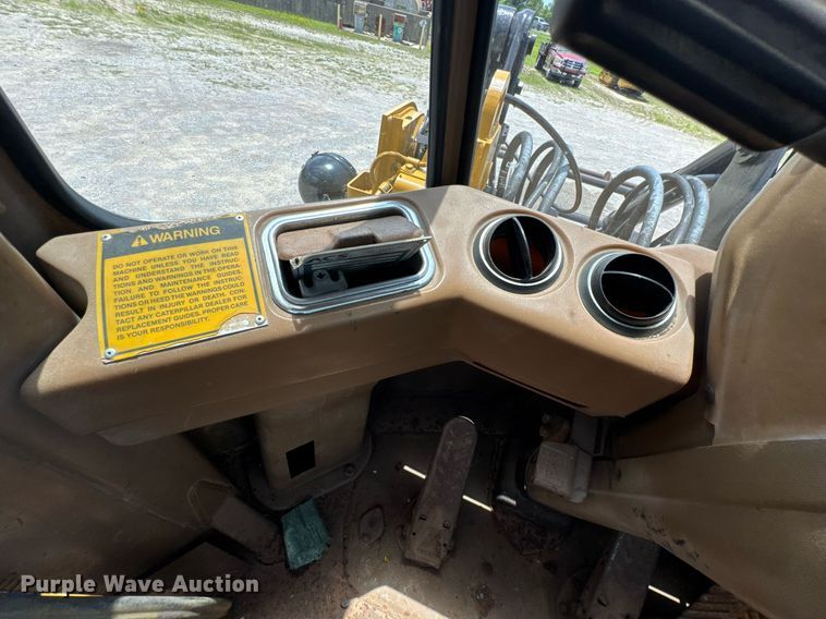 image for item DU9205 1988 Caterpillar IT18B wheel loader