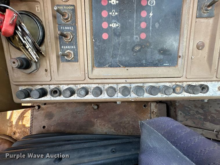 image for item DU9205 1988 Caterpillar IT18B wheel loader