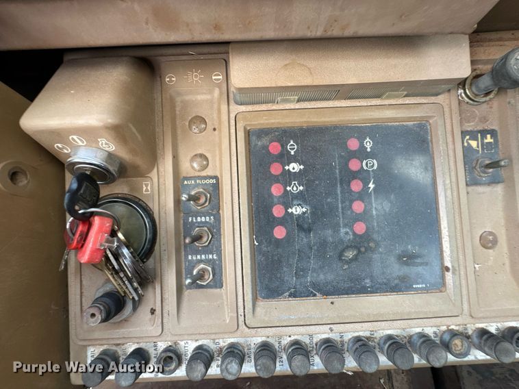 image for item DU9205 1988 Caterpillar IT18B wheel loader