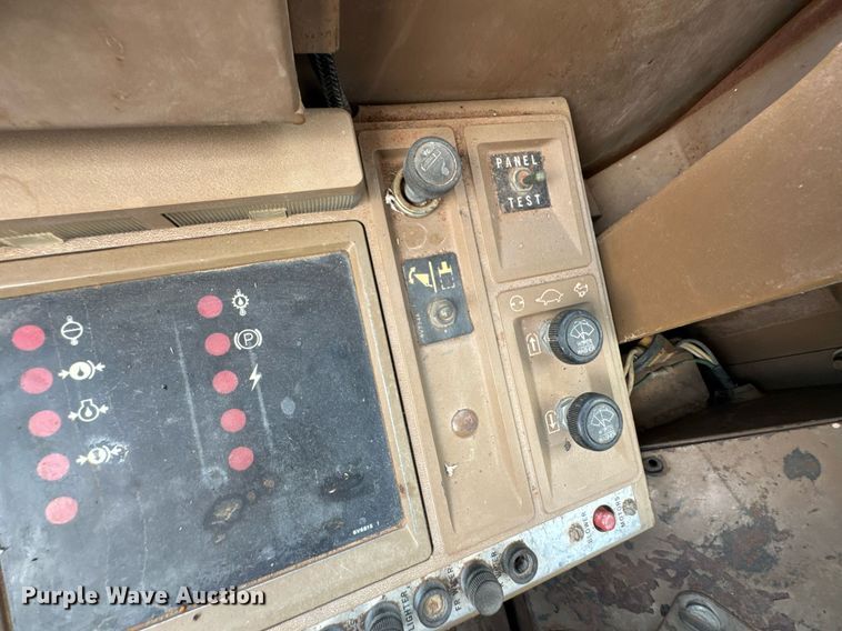 image for item DU9205 1988 Caterpillar IT18B wheel loader