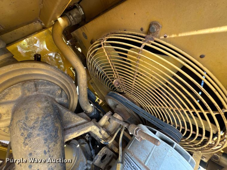 image for item DU9205 1988 Caterpillar IT18B wheel loader