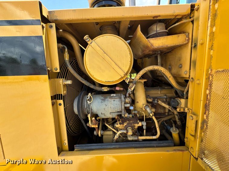 image for item DU9205 1988 Caterpillar IT18B wheel loader