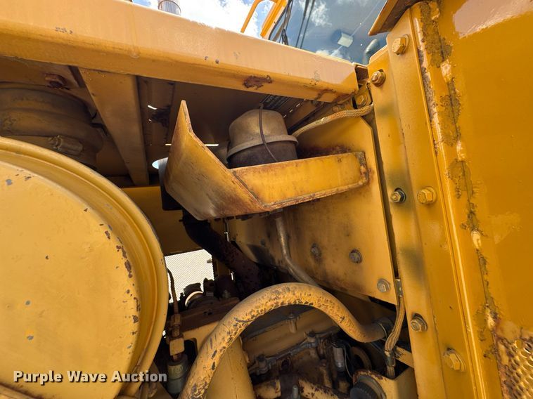 image for item DU9205 1988 Caterpillar IT18B wheel loader