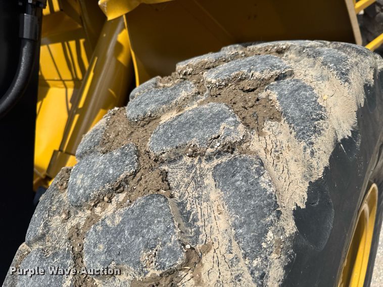 image for item DU9205 1988 Caterpillar IT18B wheel loader