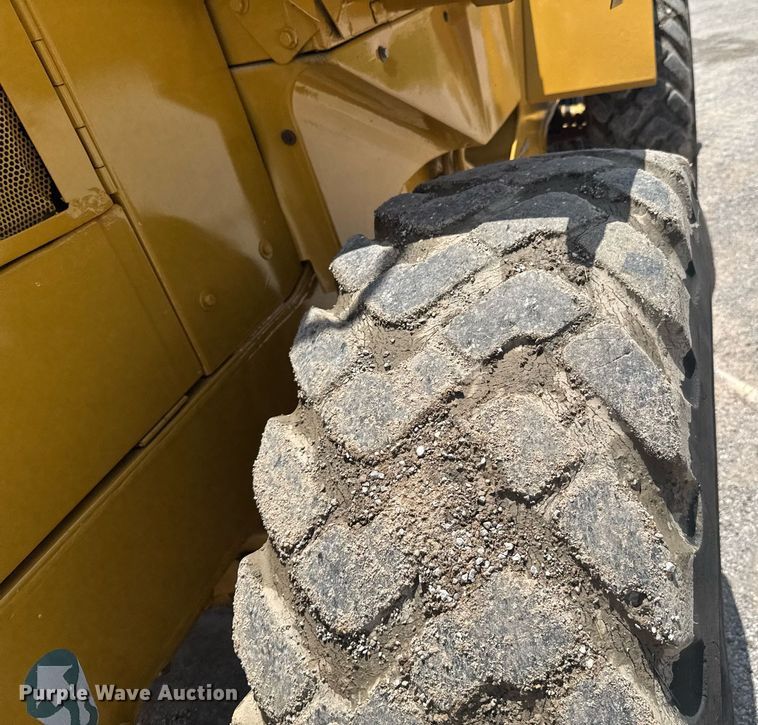 image for item DU9205 1988 Caterpillar IT18B wheel loader