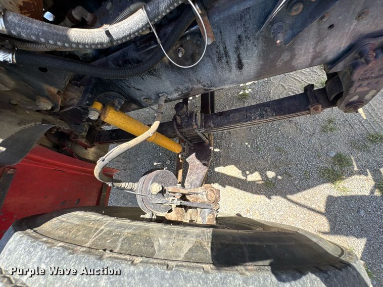 image for item DU9206 2002 Mack CH613 semi truck