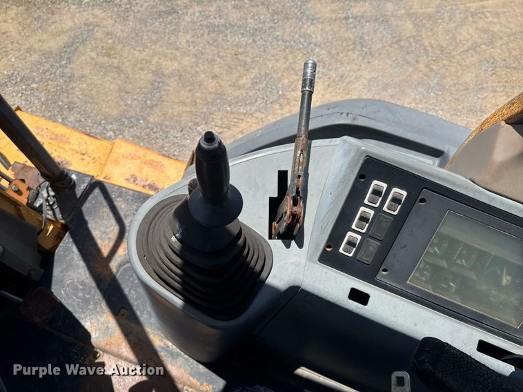 image for item DU9207 1996 Case 580 Super L backhoe