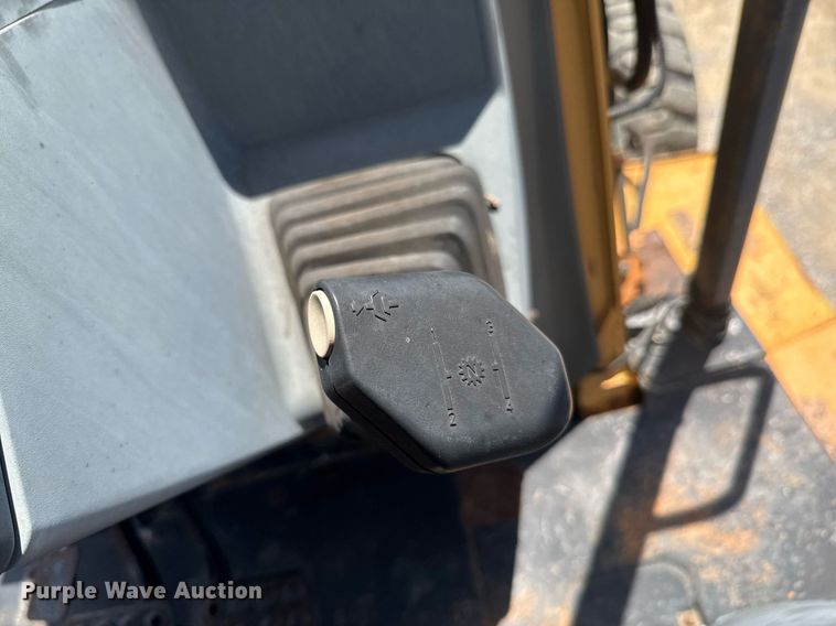 image for item DU9207 1996 Case 580 Super L backhoe