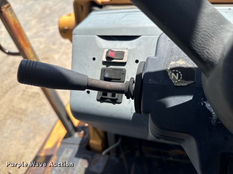 image for item DU9207 1996 Case 580 Super L backhoe