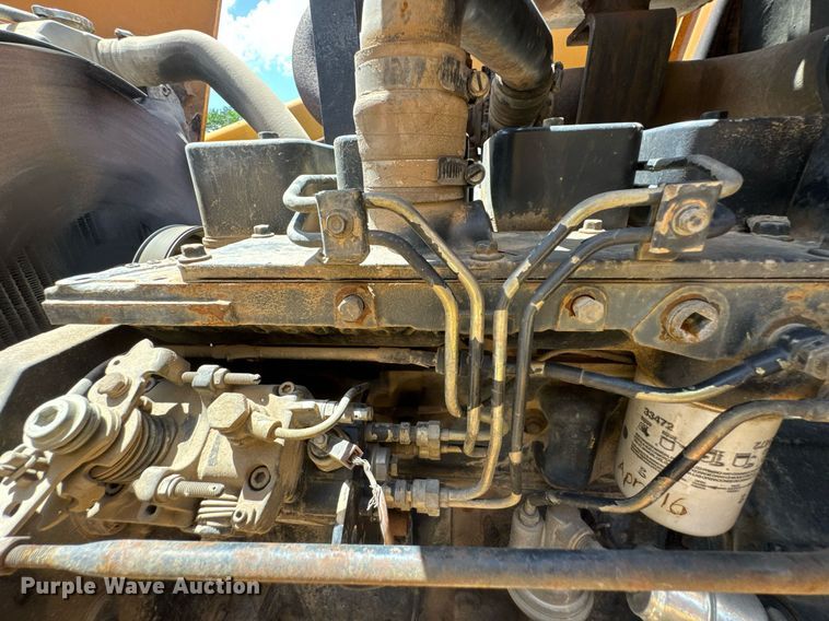 image for item DU9207 1996 Case 580 Super L backhoe