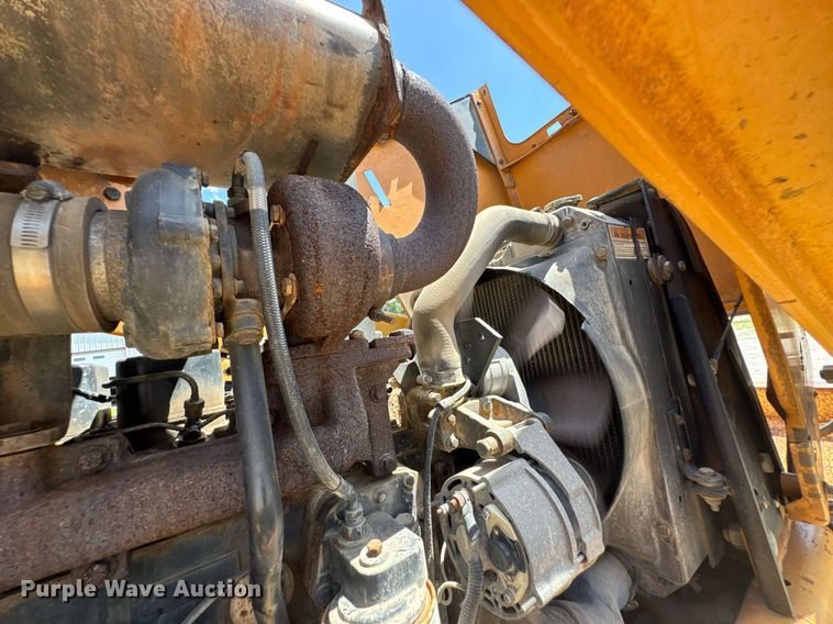 image for item DU9207 1996 Case 580 Super L backhoe