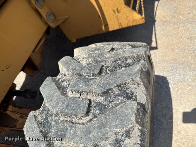 image for item DU9207 1996 Case 580 Super L backhoe