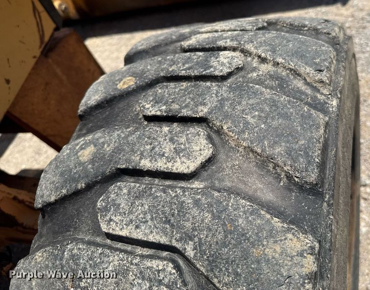 image for item DU9207 1996 Case 580 Super L backhoe