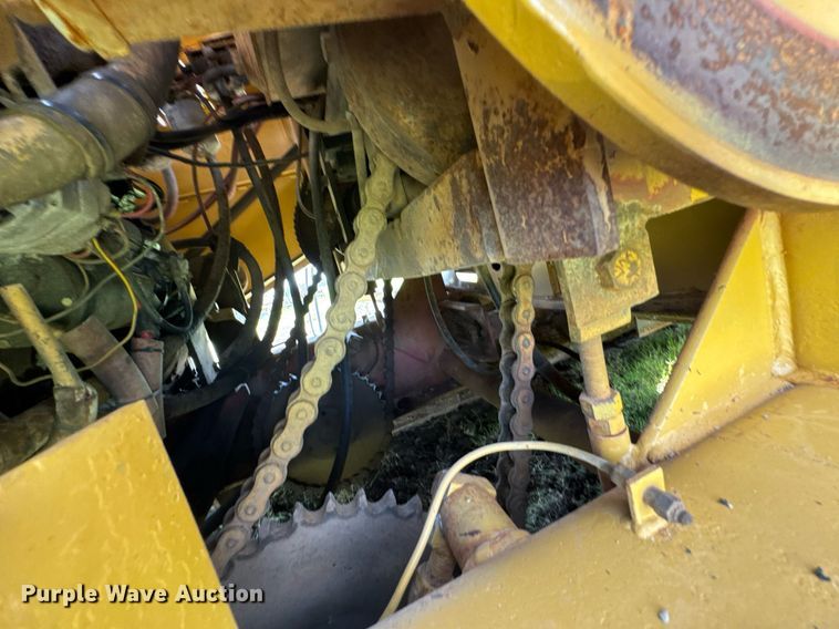 image for item DU9210 1986 Vermeer T800C trencher