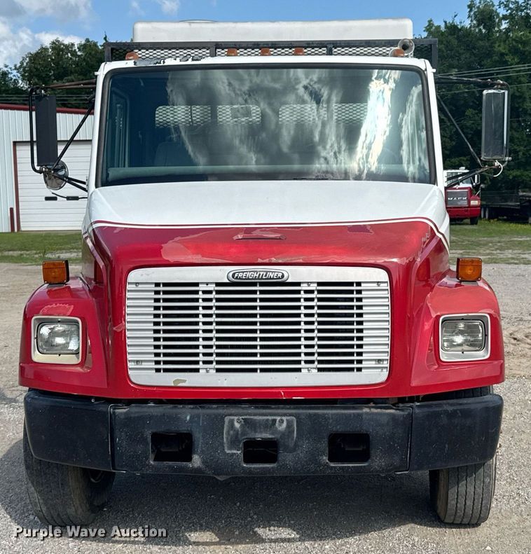 image for item DU9211 2003 Freightliner FL70 hydrovac truck