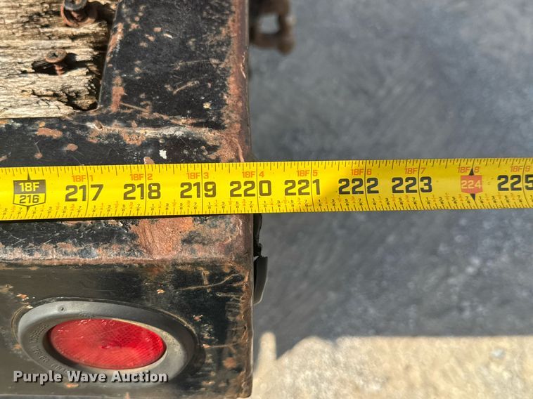 image for item DU9211 2003 Freightliner FL70 hydrovac truck