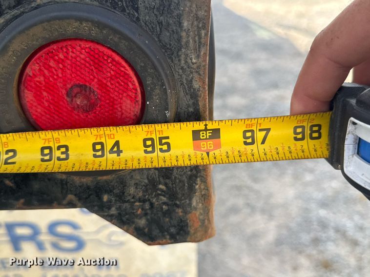 image for item DU9211 2003 Freightliner FL70 hydrovac truck