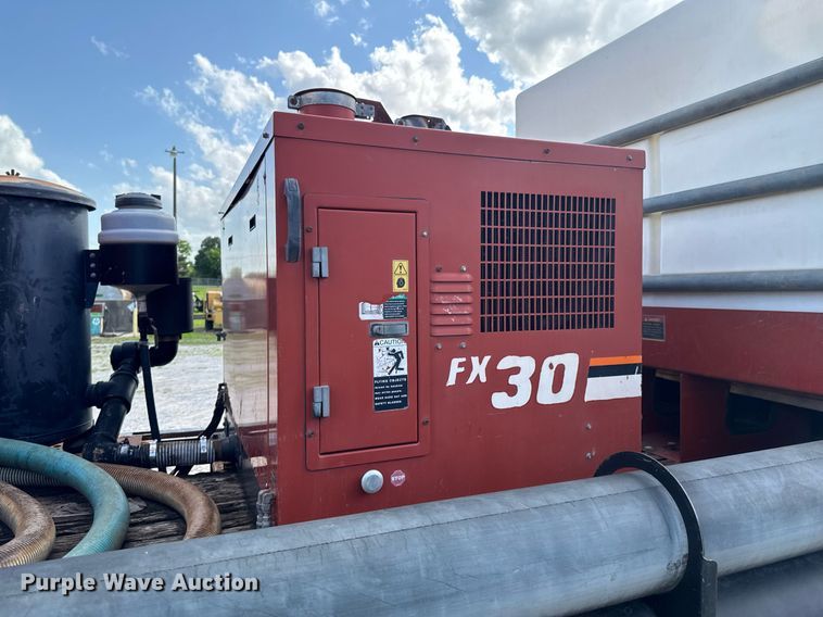 image for item DU9211 2003 Freightliner FL70 hydrovac truck