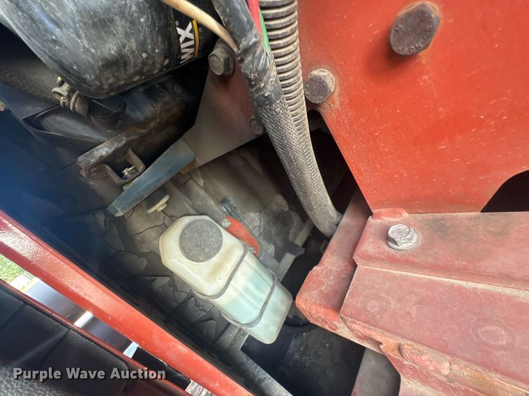 image for item DU9211 2003 Freightliner FL70 hydrovac truck