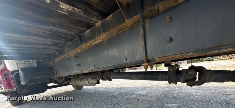 image for item DU9211 2003 Freightliner FL70 hydrovac truck