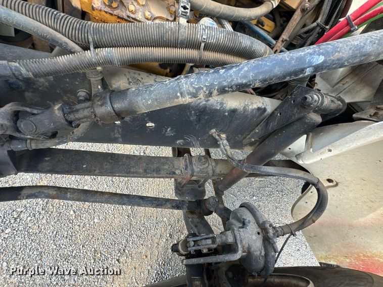 image for item DU9211 2003 Freightliner FL70 hydrovac truck