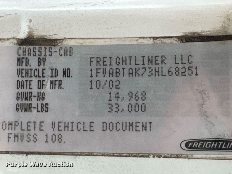 image for item DU9211 2003 Freightliner FL70 hydrovac truck