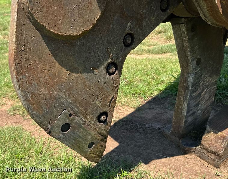 image for item DU9212 1991 Caterpillar EL200B excavator