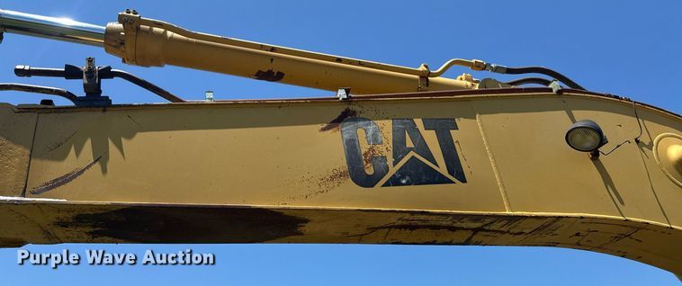 image for item DU9212 1991 Caterpillar EL200B excavator