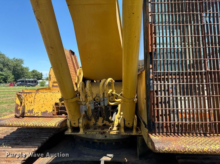 image for item DU9212 1991 Caterpillar EL200B excavator