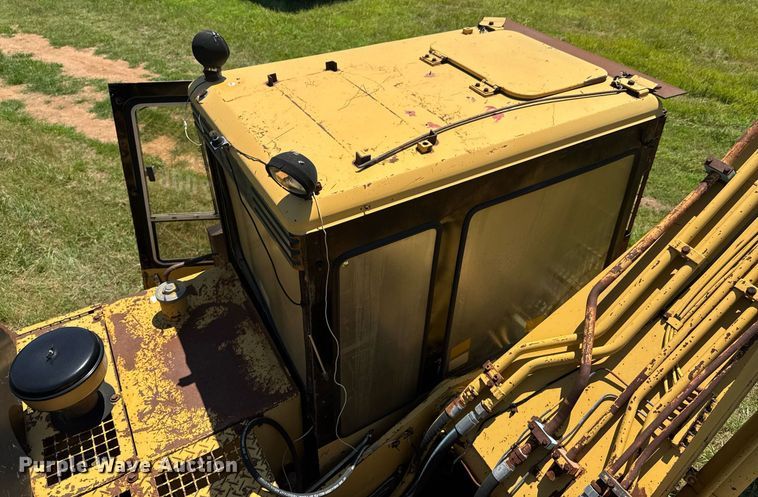 image for item DU9212 1991 Caterpillar EL200B excavator