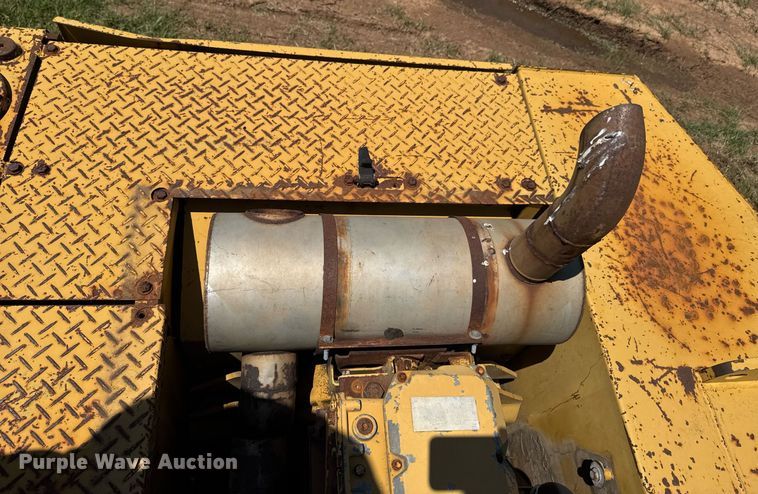 image for item DU9212 1991 Caterpillar EL200B excavator