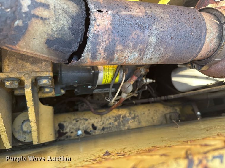 image for item DU9212 1991 Caterpillar EL200B excavator